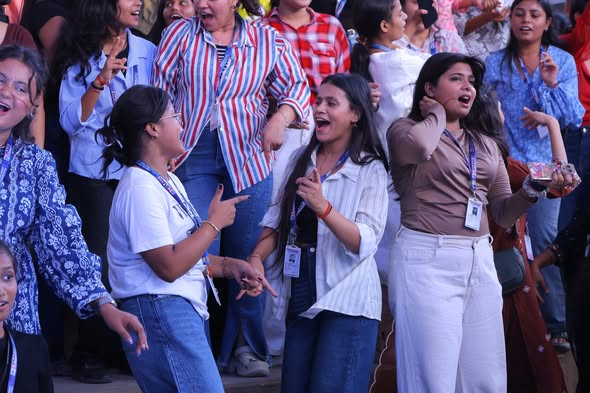 CIMAGE students dancing to live music at Weekend Fest 2026